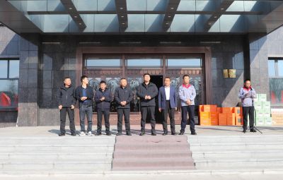 网信快3进行2024“同心庆华诞  聚力向未来”职工拔河角逐